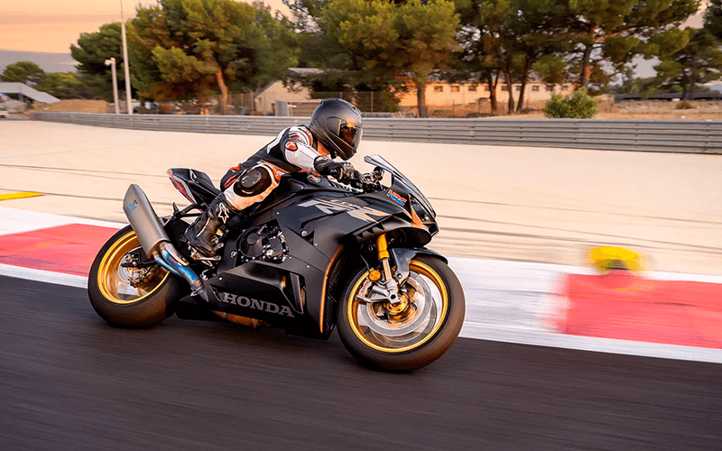 CBR 1000RR-R FIREBLADE SP - Foto 7